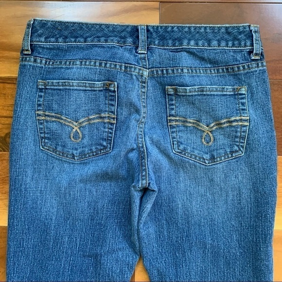 American Rag Boot Jeans - Picture 6 of 9